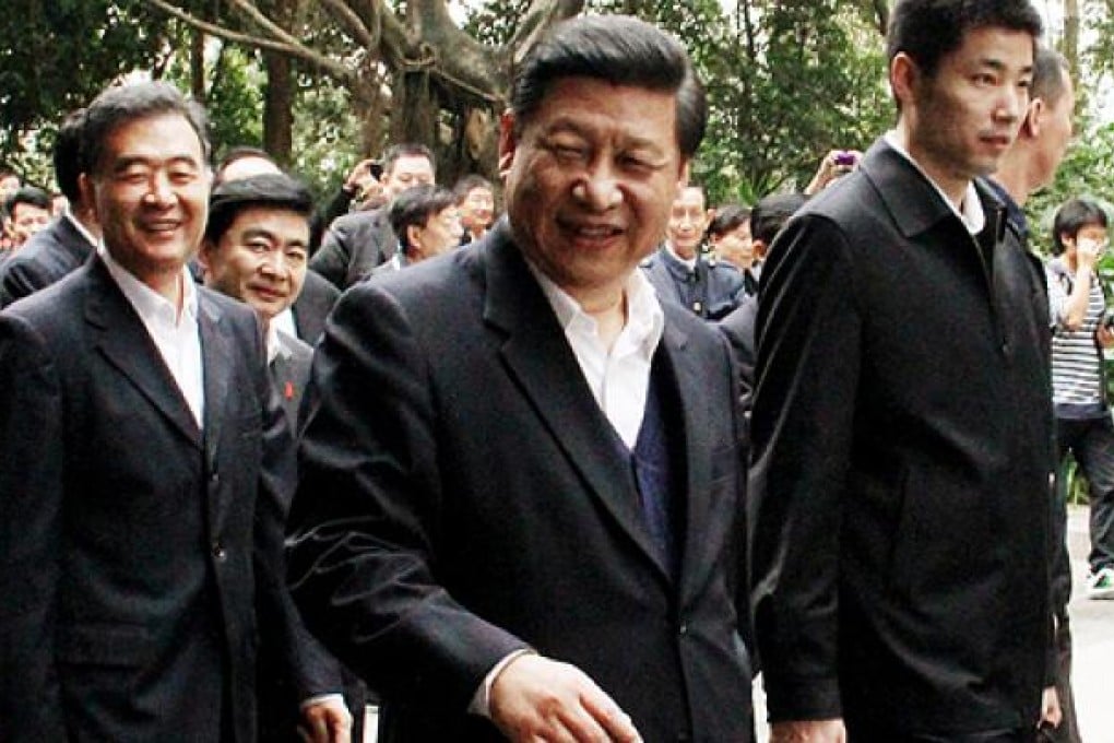 China's Communist Party boss Xi Jinping meets visitors in Shenzhen's Lotus Hill Park on Saturday. Photo: He Huifeng