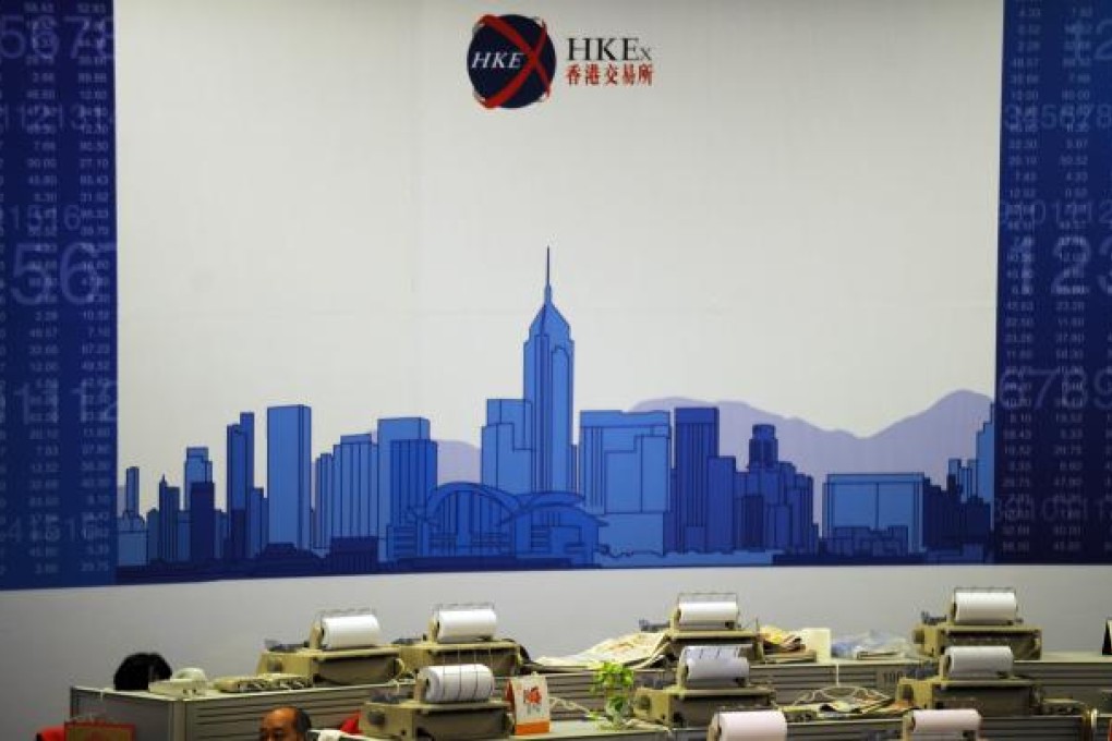 Hong Kong Stock Exchange is monitoring the development of new high-tech so-called high-frequency traders (HFTs), along with regulators. Some critics worried that HFTs can “game” conventional traders. Photo: AFP