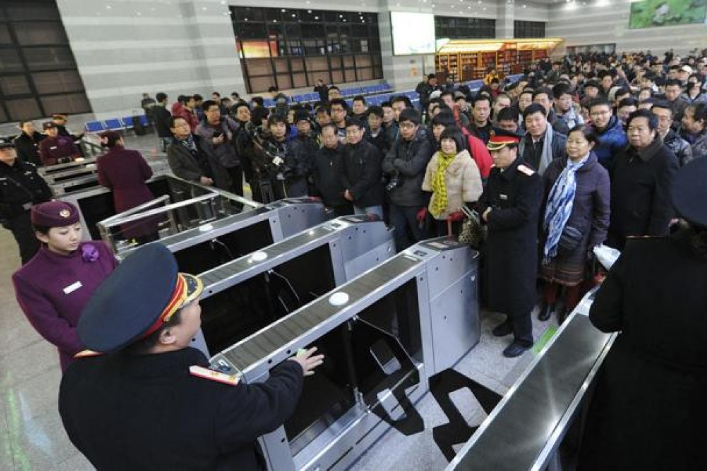 Food takes a back seat on high-speed train from Guangzhou to 