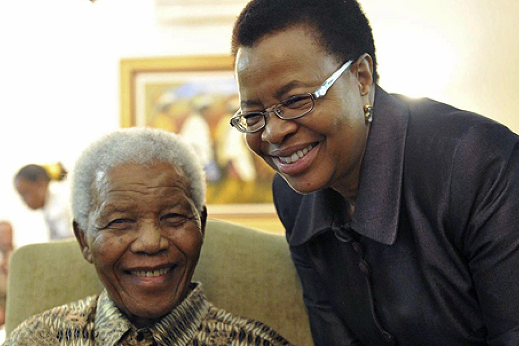 Nelson Mandela and his wife Graca Machel in 2011. Photo: AP