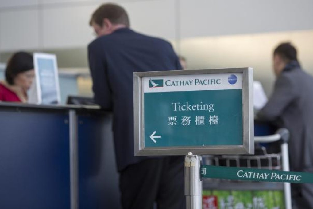 Cathay cabin crew threats to withhold food or even smiles on a recent flight elicited Twitter comment. Photo: EPA