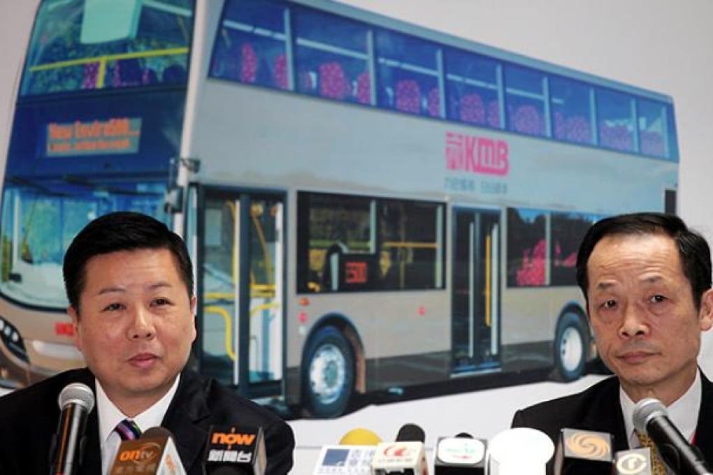 KMB's Commercial Director James Louey (left) and Principal Engineer Shum Yuet Hung speak about the new generation E500 Euro V buses. Photo: Paul Yeung