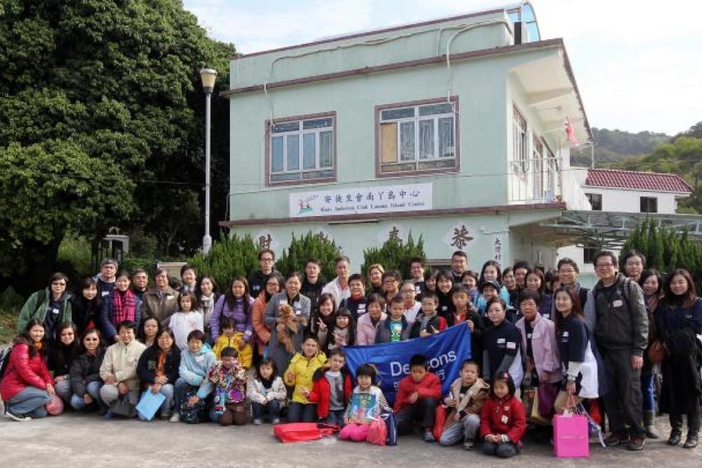 Deacons' volunteers at the Hans Anderson Club Lamma Island Centre, during a visit to the local elderly citizens. Photo: K.Y. Cheng