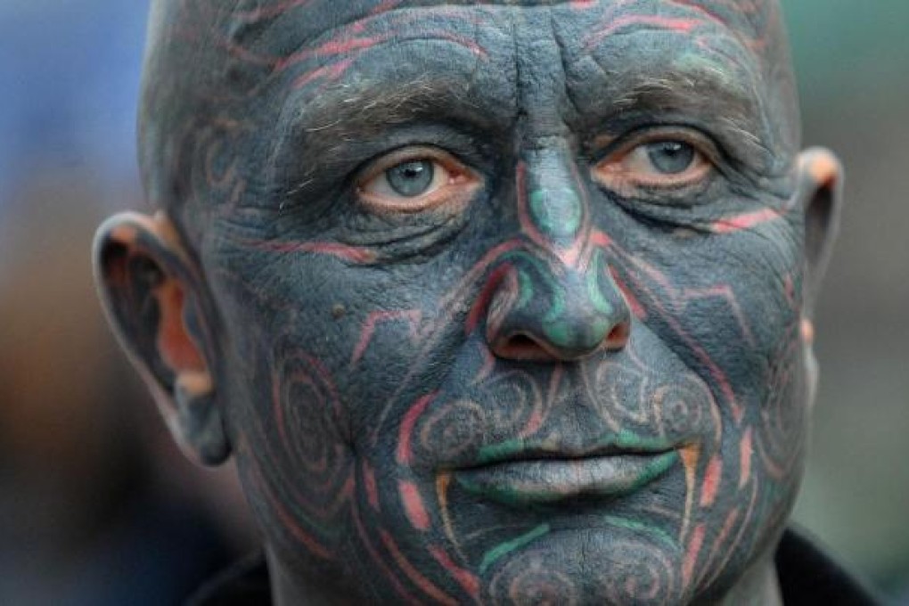 Czechs vote in presidential poll