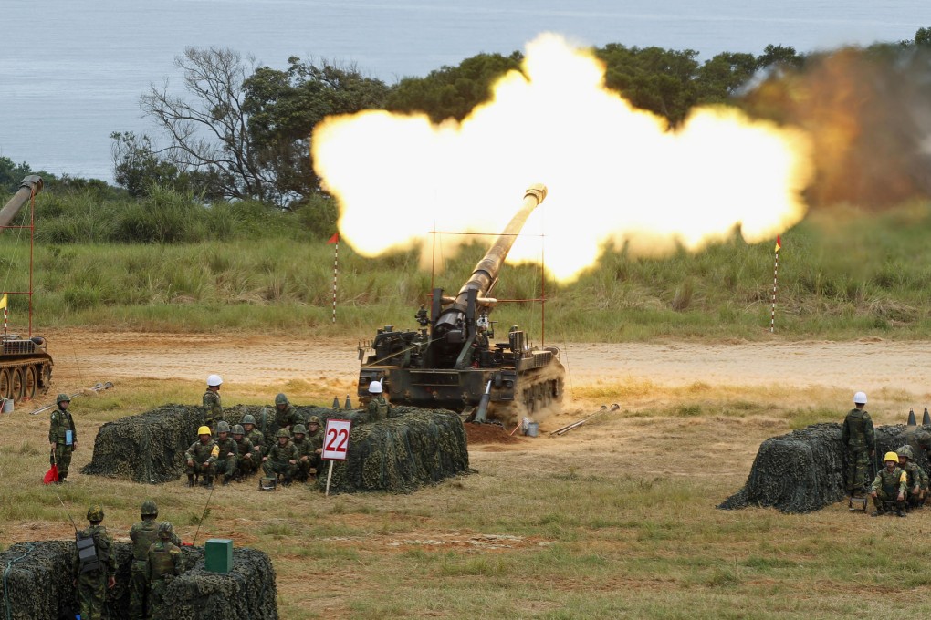 Taiwanese soldiers fire a self-propelled Howitzer cannon during an annual defensive drill in Hsinchu last year. Photo: AP
