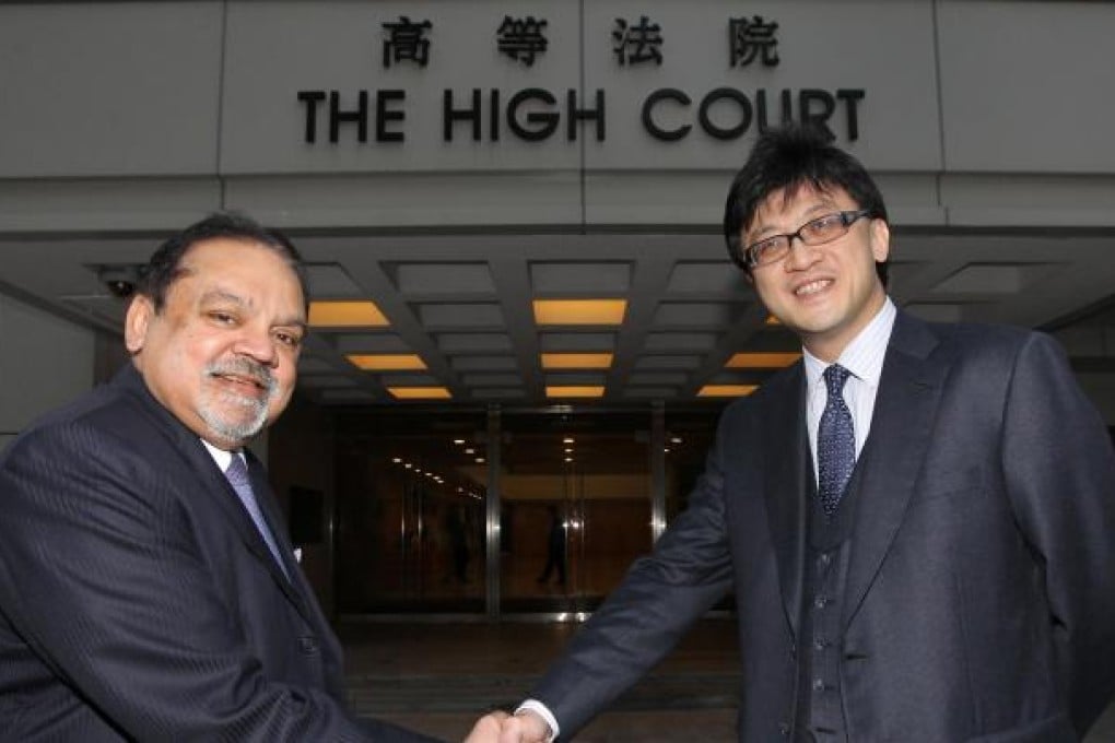 Kumar Ramanathan (left), the former bar chairman, congratulates his successor, Paul Shieh, yesterday. Photo: Edward Wong