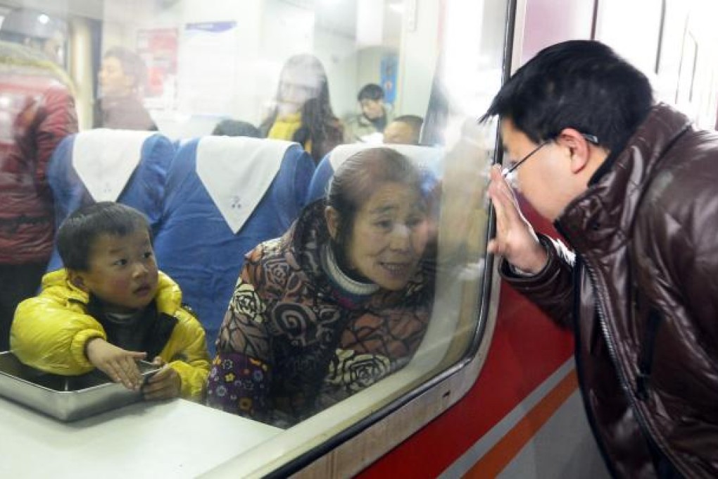 China gets moving ahead of holiday