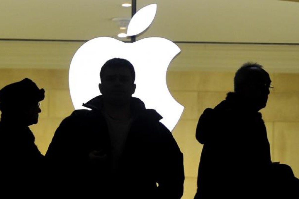 A report from research group Strategy Analytics says Apple and Android smartphones have wrapped up the market, accounting for 92 per cent of global sales in the fourth quarter. Photo: AFP