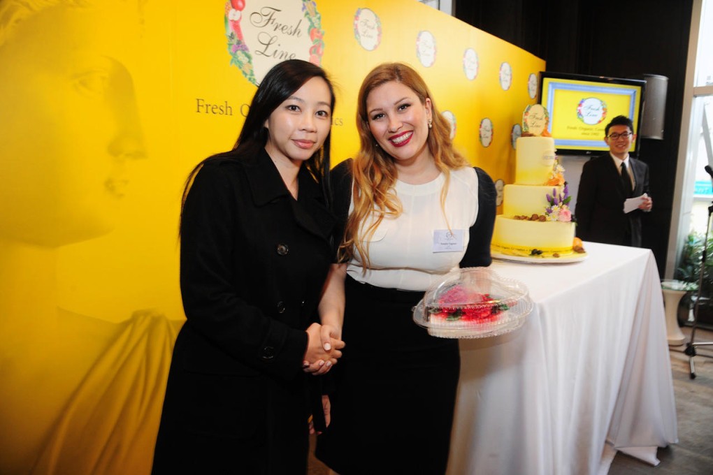 Fresh Line CEO Natalie Vagioni (right)