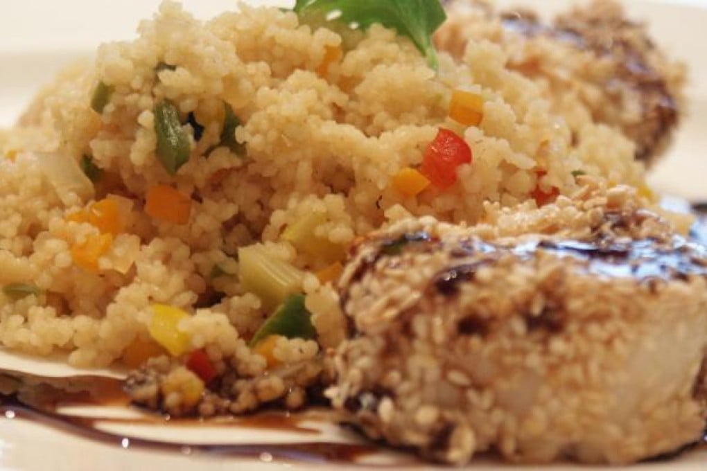 Couscous with sesame scallops