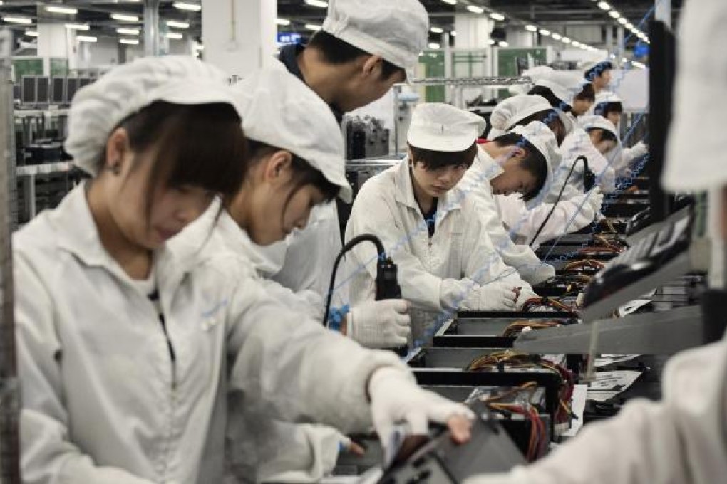 The rise in migrant labourers and their wages has helped push up rural per capita income faster than urban incomes. Photo: NYT