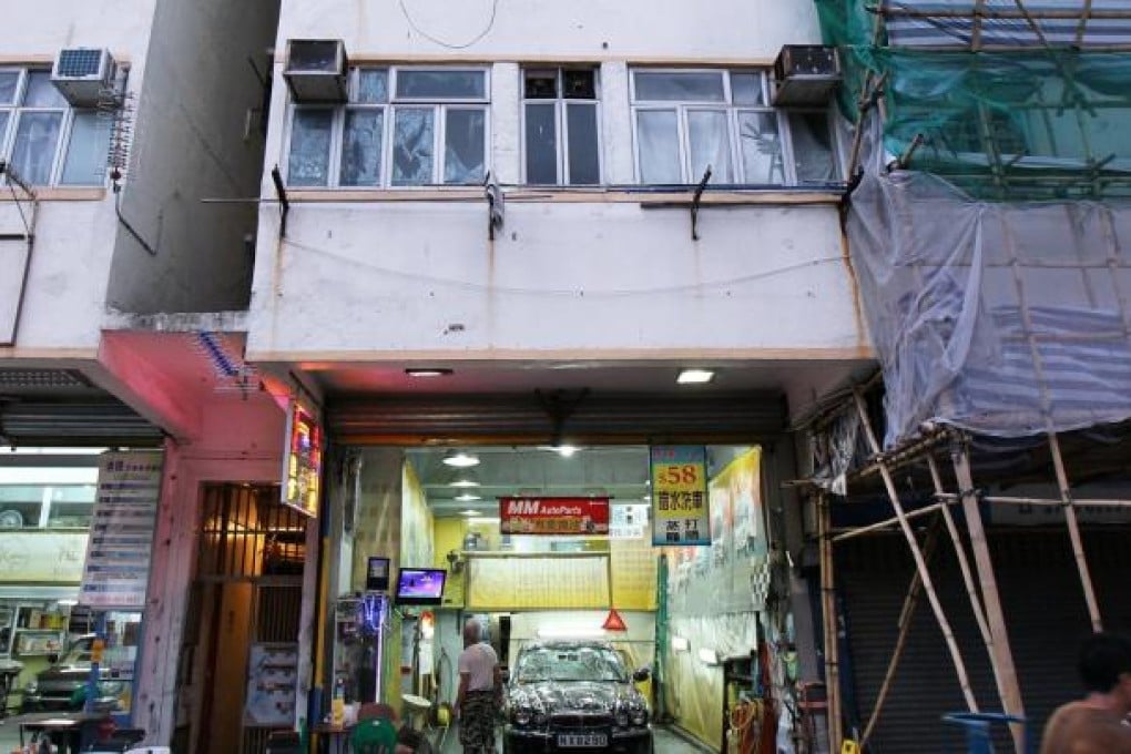 A residential building located at 107 Ma Tau Kok Road in Ma Tau Wai. A tenant on first floor successfully claim the ownership of the flat by adverse possession, after the owner has been missing for 26 years. Photo: Oliver Tsang
