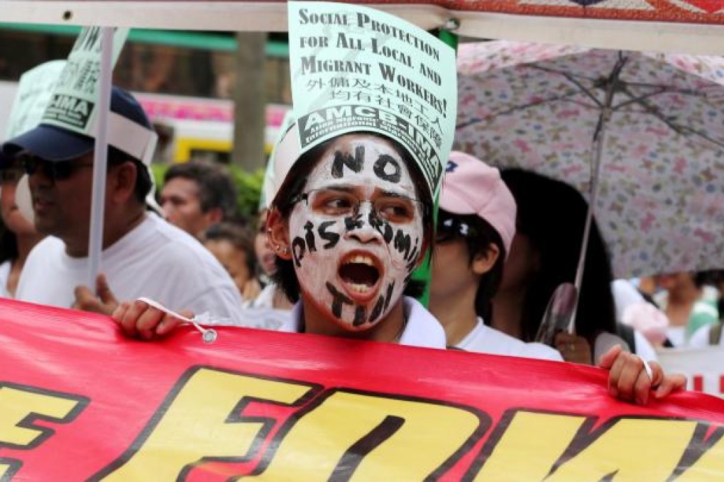 Protesters on their way to the Central Government Offices. Photo: Felix Wong