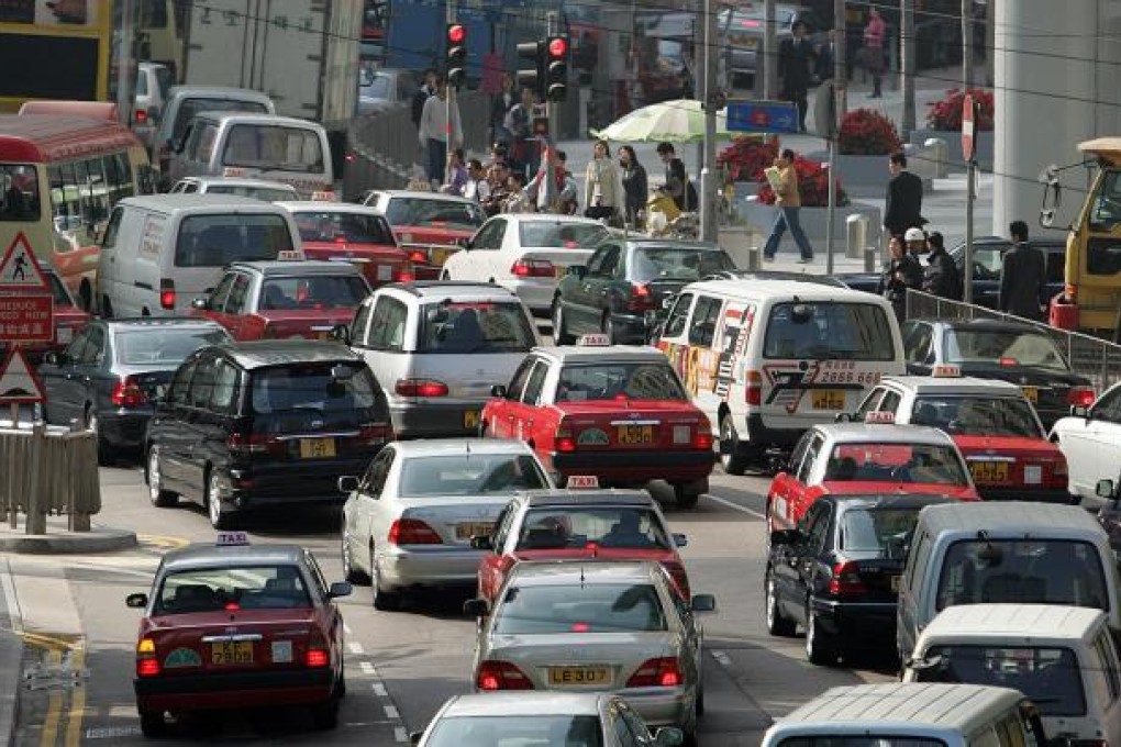 Get cars out of Des Voeux Road Central. Photo: Bloomberg