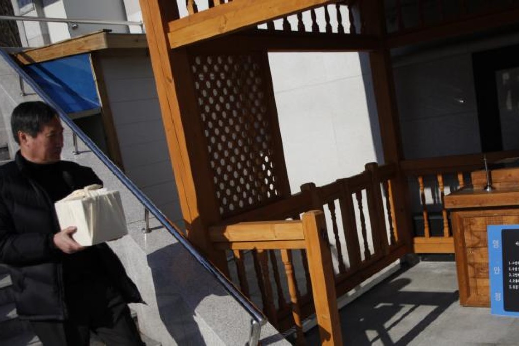 As more South Koreans are dying in solitude, the business to clean up after the deceased is experiencing rapid growth. Photo: Reuters