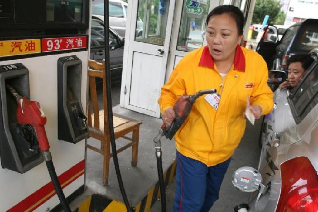 PetroChina and Sinopec together account for more than 80 per cent of the mainland's motor fuel output. Photo: AFP