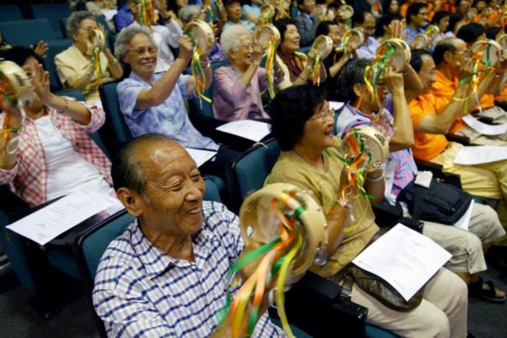 To secure quality care for the elderly and for social stability, a long-term, proactive policy on elderly care is crucial.