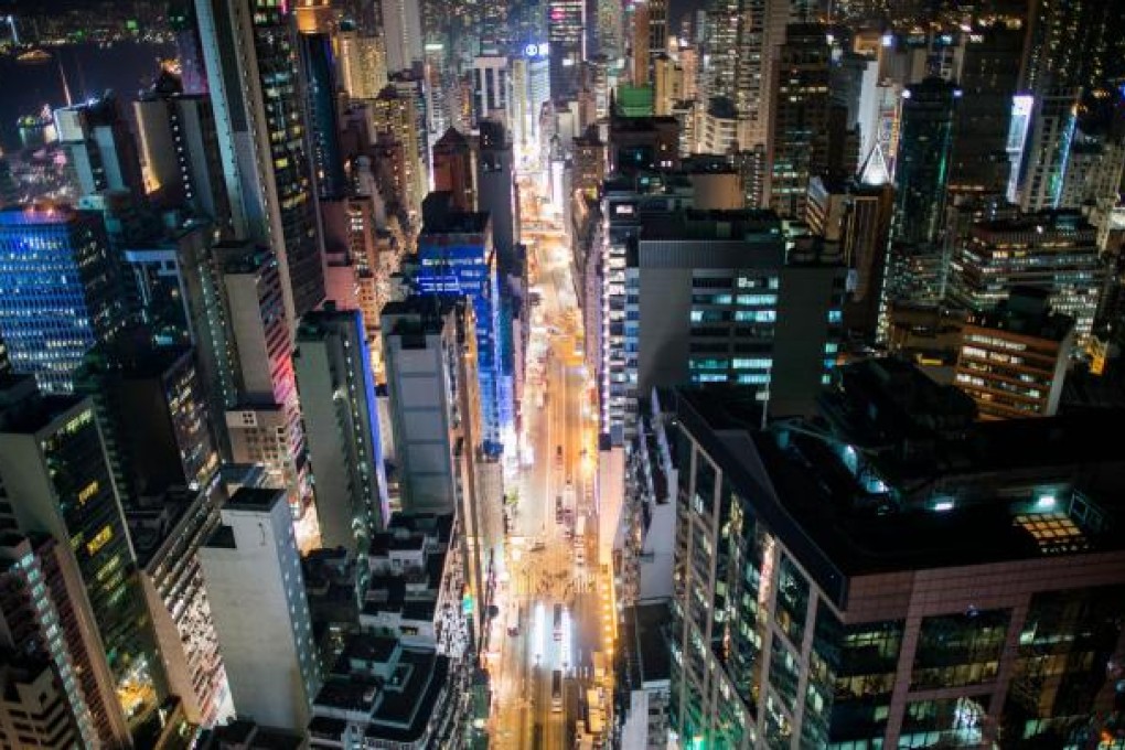 The development of the mainland's offshore yuan market and the rising number of wealthy people in Asia-Pacific will help boost investments in Hong Kong. Photo: AFP