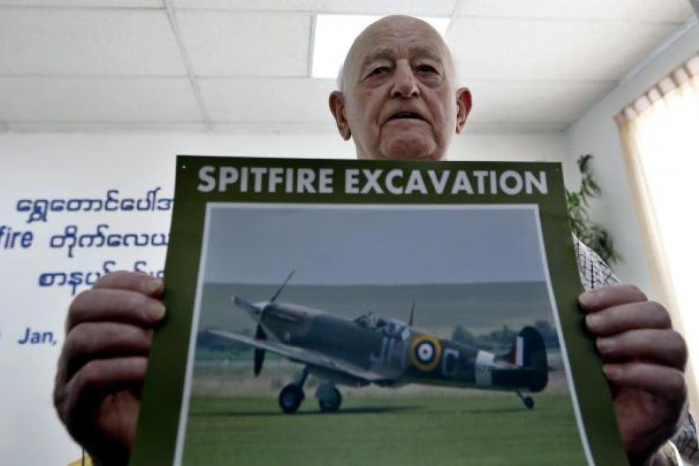 Stanley Coombe, a member of the search team. Photo: EPA