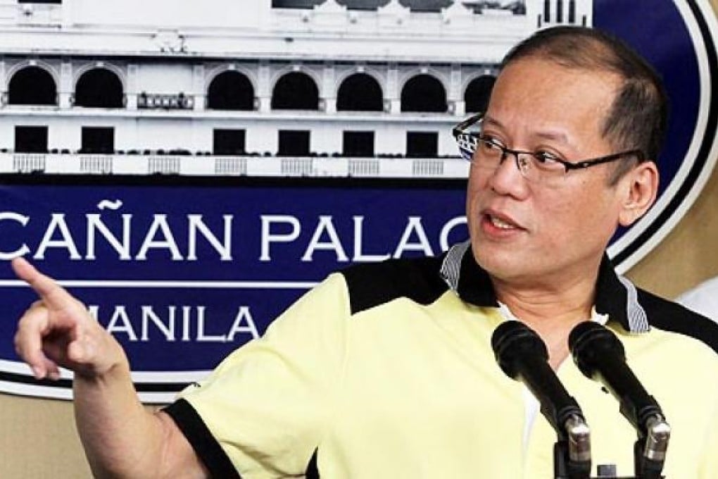 Philippine President Benigno Aquino asks Sultan Jamalul Kiram III to withdraw his supporters from Sabah during a press briefing at the Malaca–an Palace, in Manila, on Tuesday. Photo: EPA