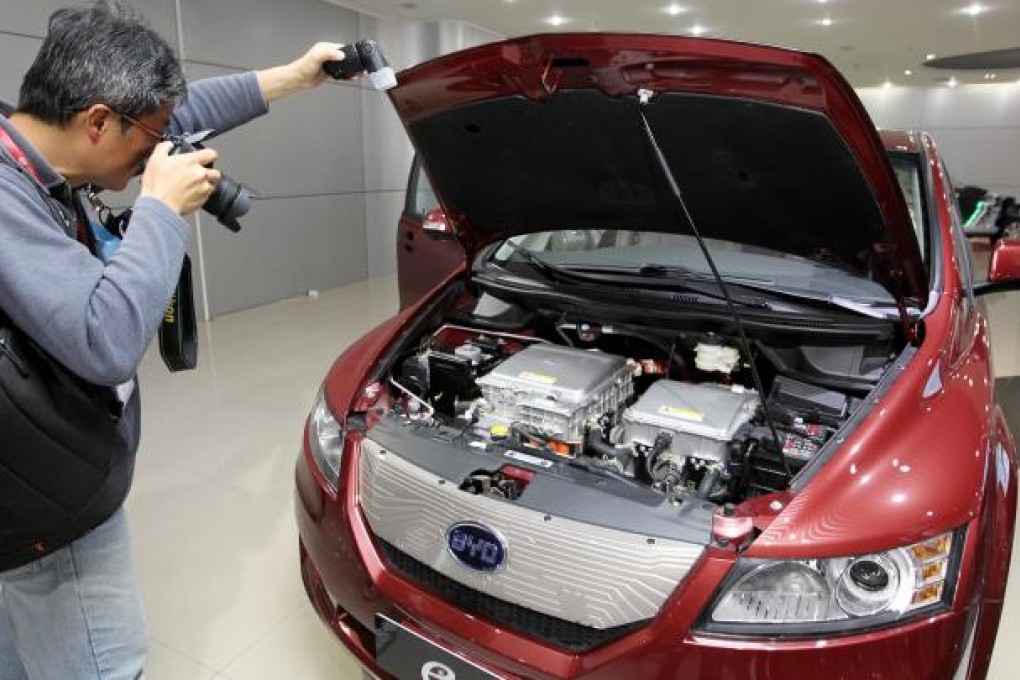 BYD's net profit plunged 94.2 per cent to 81 million yuan last year on poor sales of its handset components and solar cells.