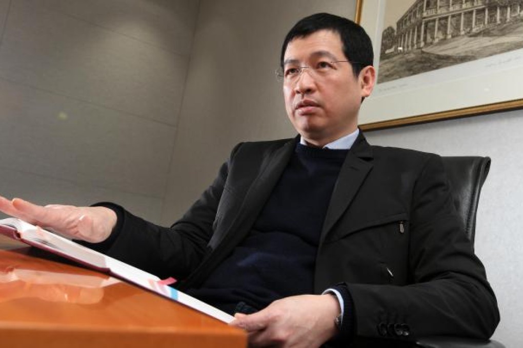 Senior Counsel Johnny Mok believes the courts, not the administration, should resolve the right-of-abode issue. Photo: Edward Wong