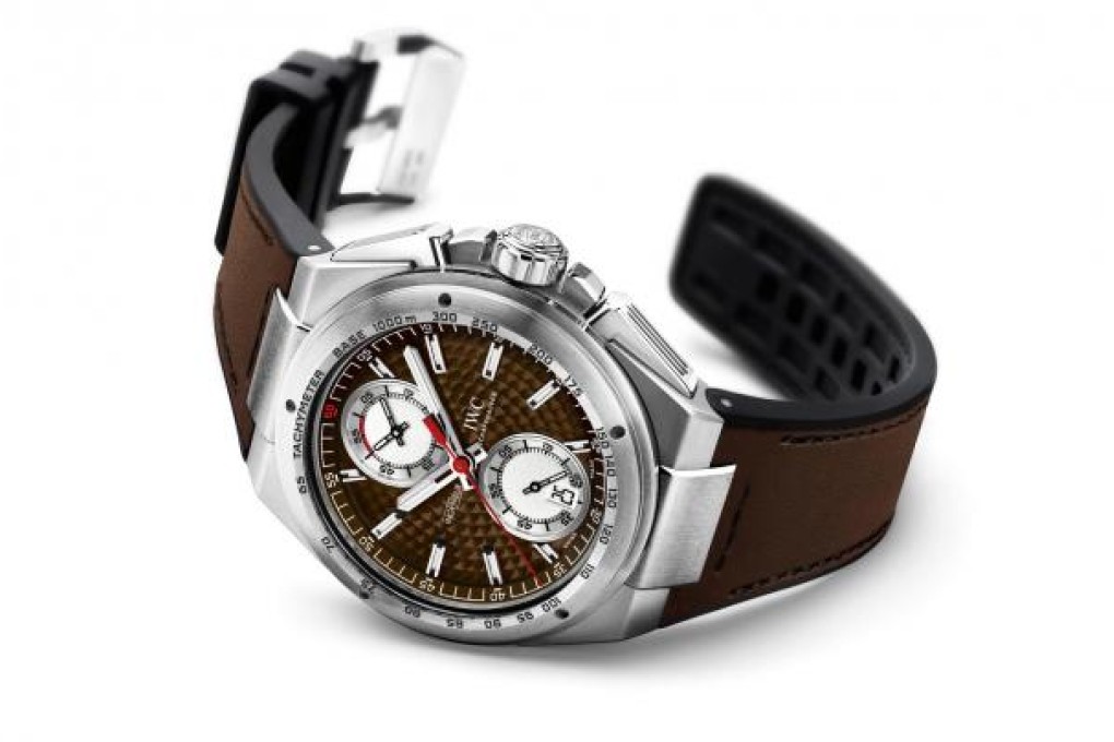 Chronograph Silberpfeil salutes the Silver Arrows Formula One team.