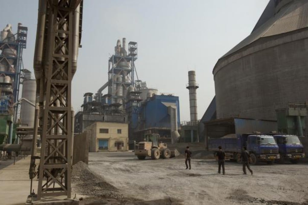 West China Cement wants to improve cash flow. Photo: Bloomberg