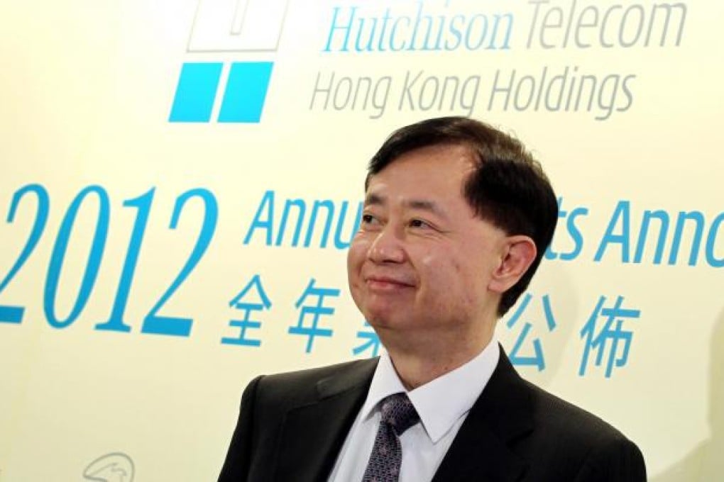 Peter Wong of Hutchison Telecom says he does not want to see operators and the government going to court over 3G plans. Photo: Felix Wong