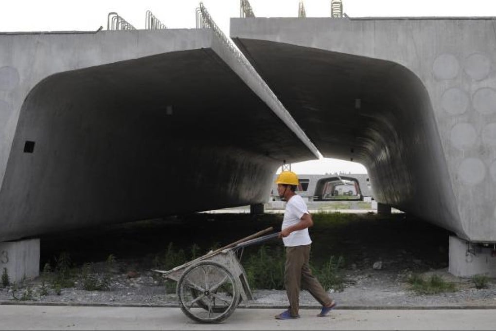 The inland city of Hefei in Anhui province has big plans to build more infrastructure to lure businesses away from the prosperous east coast. Photo: Reuters
