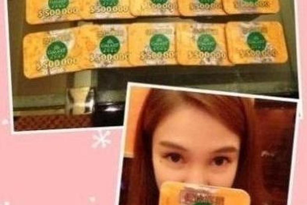 Guo's post showing her with casino chips worth five million yuan.
