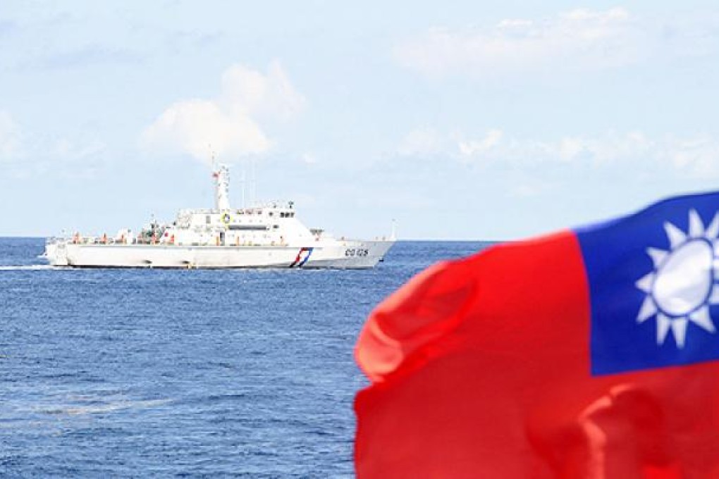 A Taiwan coast guard vessel joins a drill held near the disputed Diaoyu/Senkaku Islands in the East China Sea. Photo: Reuters