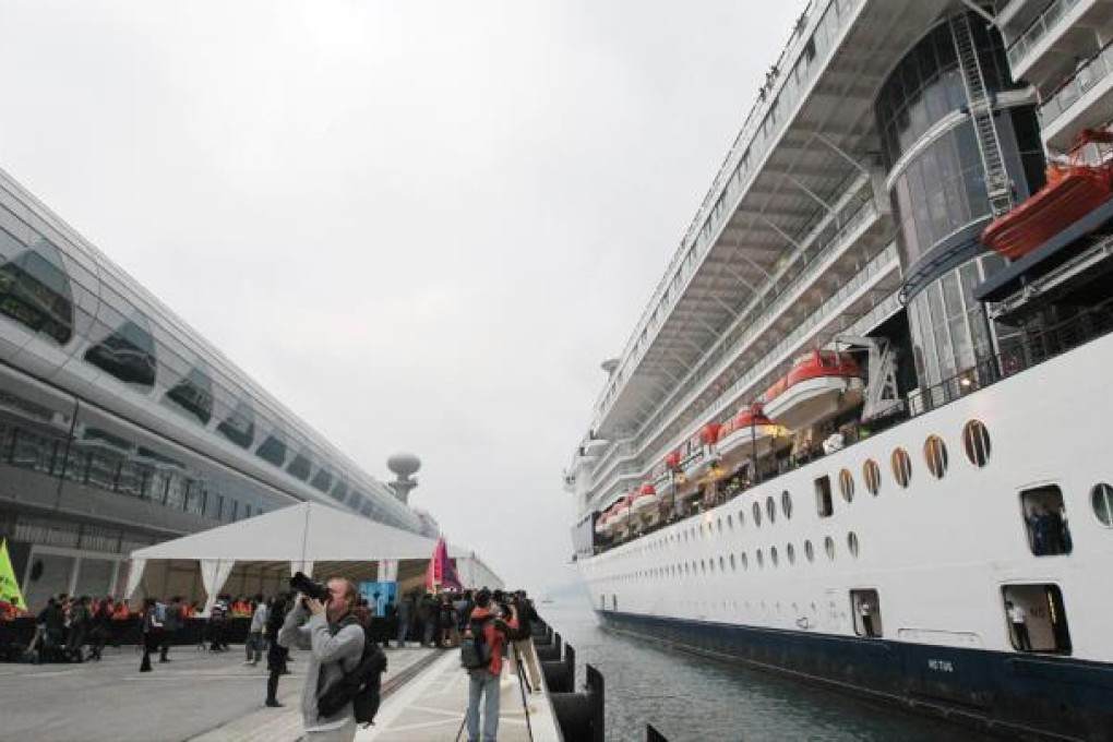 Cruise terminal set for rocky start
