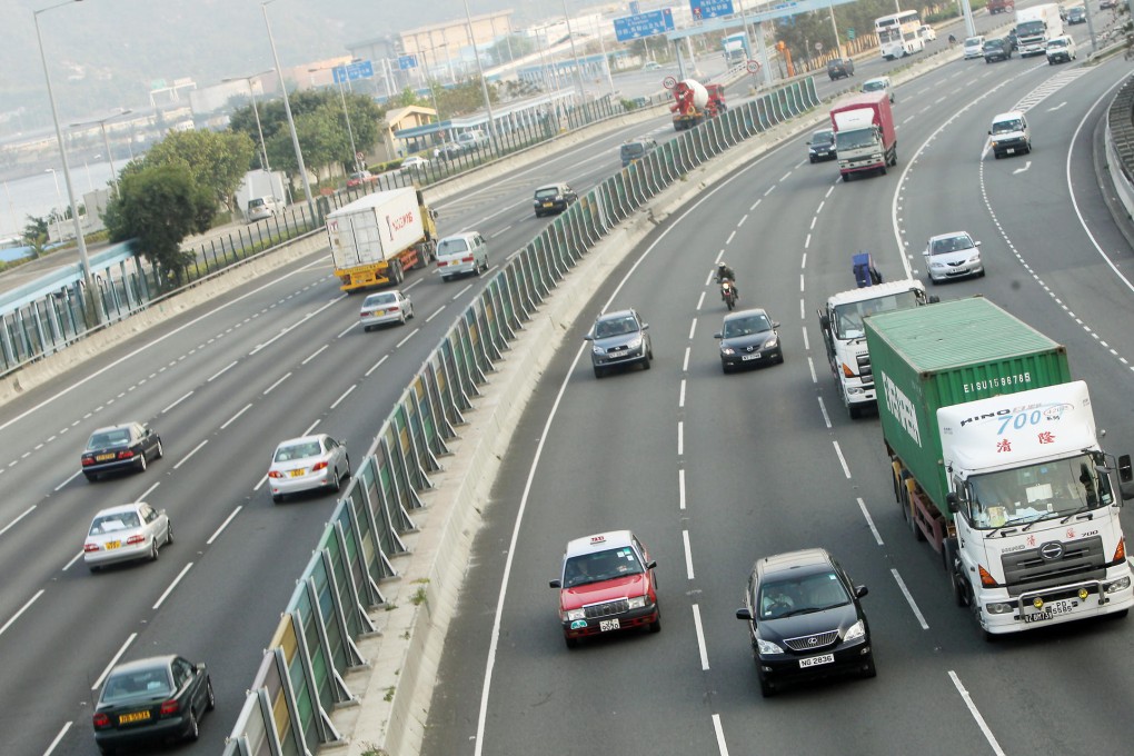 Speed display devices are not for taxis. Photo: David Wong