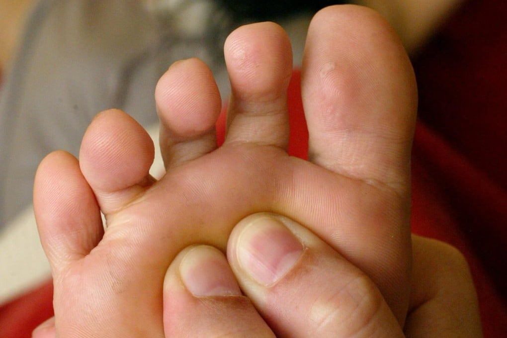 Getting a massage needn't squeeze your finances. Photo: Felix Wong