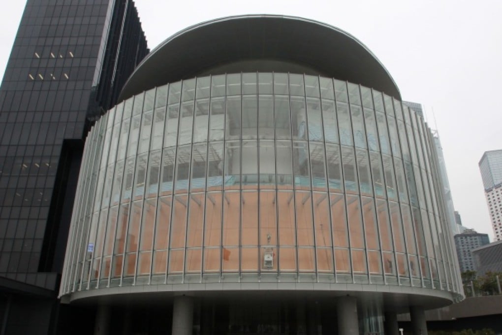 Police to probe Legco building 'lift pranks' during quorum call