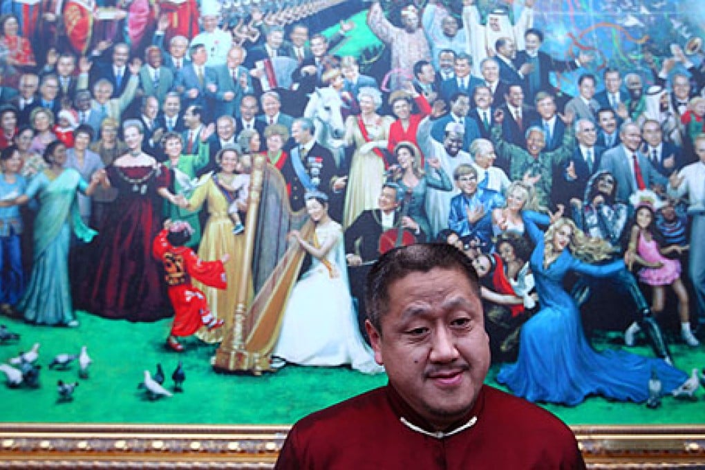 Kong Qingdong talks to reporters at the Confucius Peace Prize award ceremony in Beijing in December 2011. Photo: Simon Song