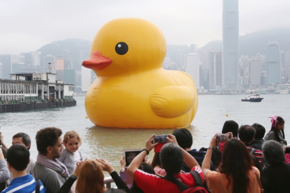 Giant rubber duck has united the city. Photo: Sam Tsang