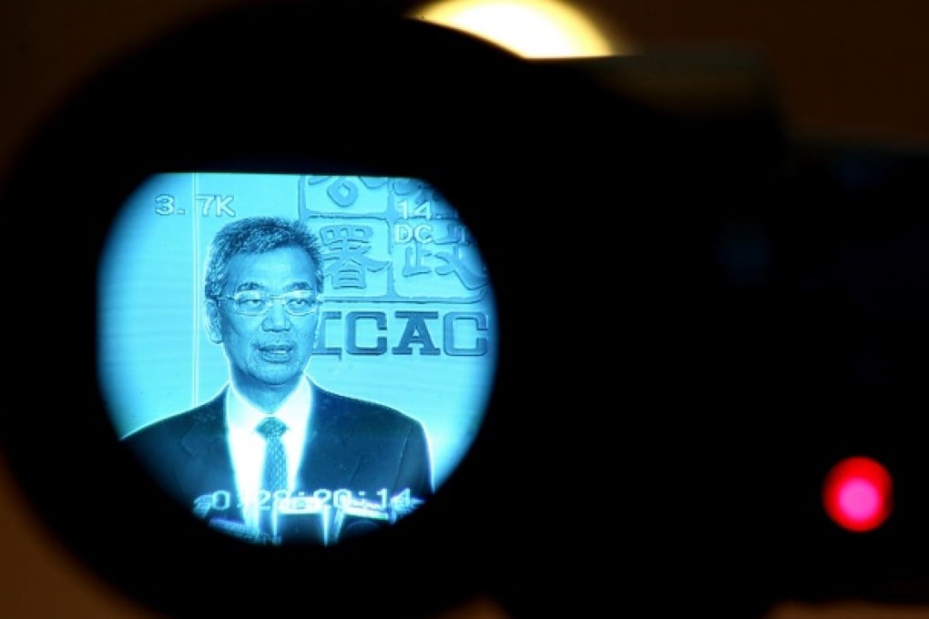 Timothy Tong meeting the media as ICAC chief. Photo: Dickson Lee