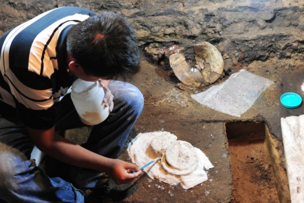 More than 30 researchers are involved in the excavation at the Temple of the Feathered Serpent at Teotihuacan, 40 kilometres northeast of Mexico City. Photo: SMP