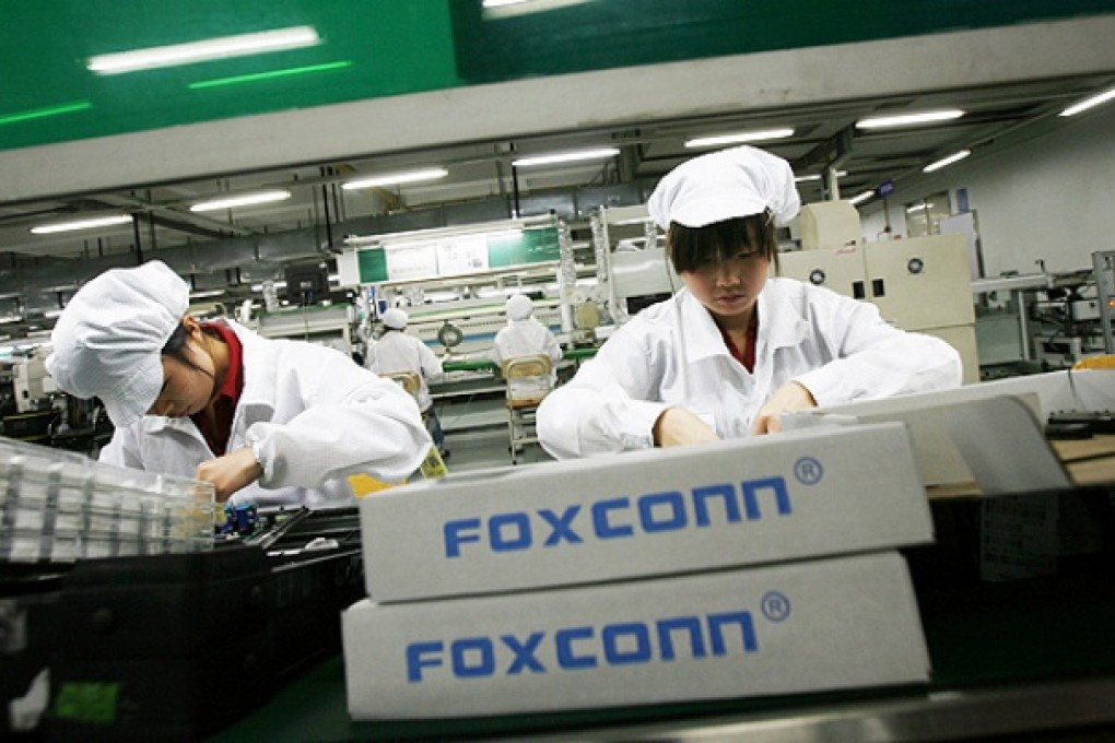 Foxconn workers in Shenzhen. Photo: Reuters