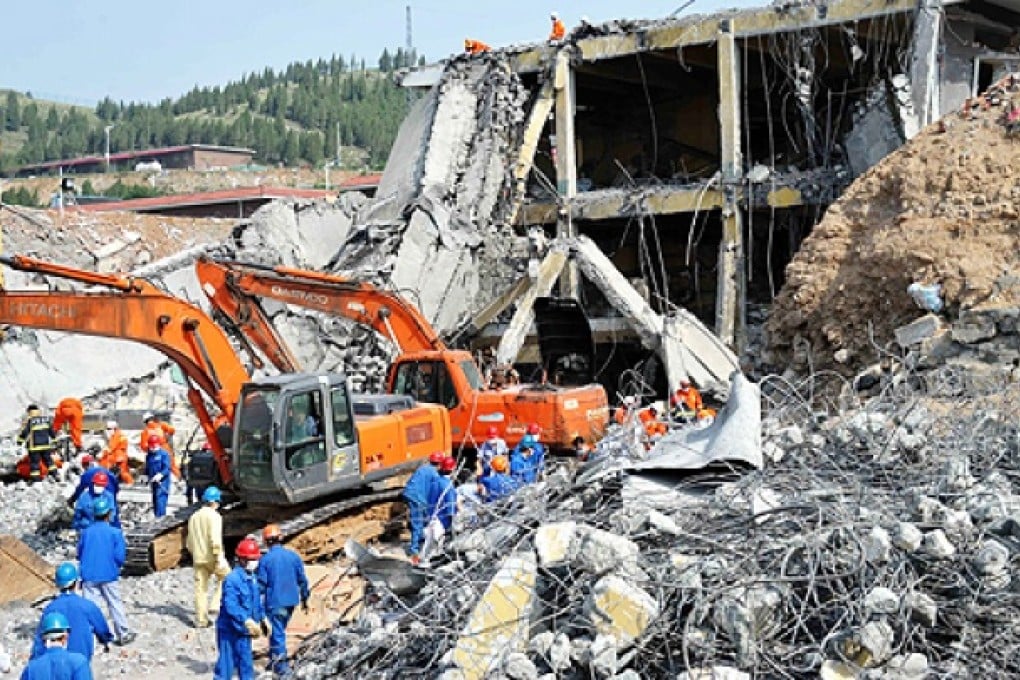 Rescuers work at the accident site after a blast ripped through an explosives manufacturing plant owned by Poly Explosives (Jinan) in east China's Shandong province, on Tuesday. Photo: Xinhua