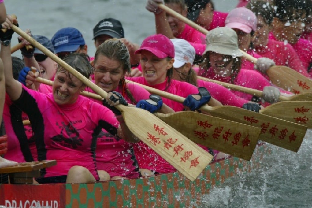 Team Lamma show paddle power