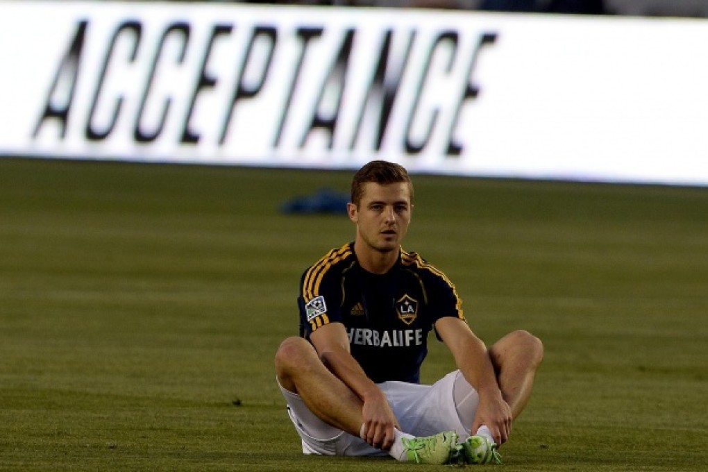 Robbie Rogers warms up before the match. Photo: EPA