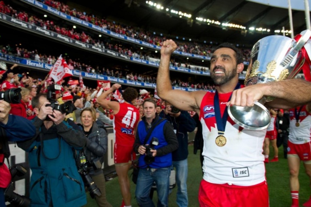 Adam Goodes (right)