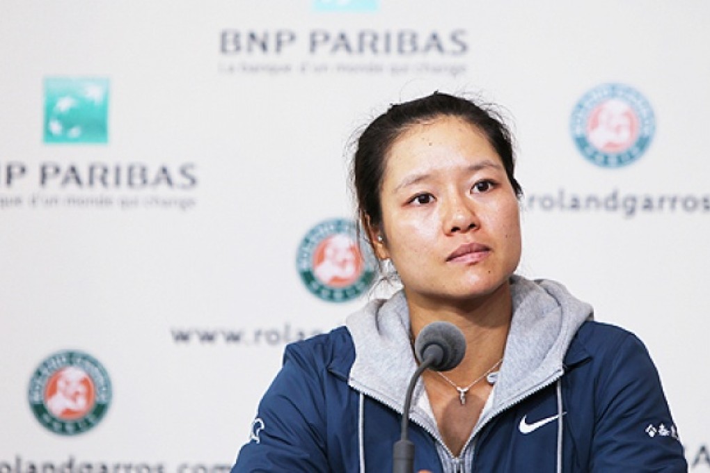 Li Na attends a news conference after the women's singles second round match against Bethanie Mattek-Sands of the United States at the French Open tennis tournament in Paris, France, on Thursday. Photo: Xinhua