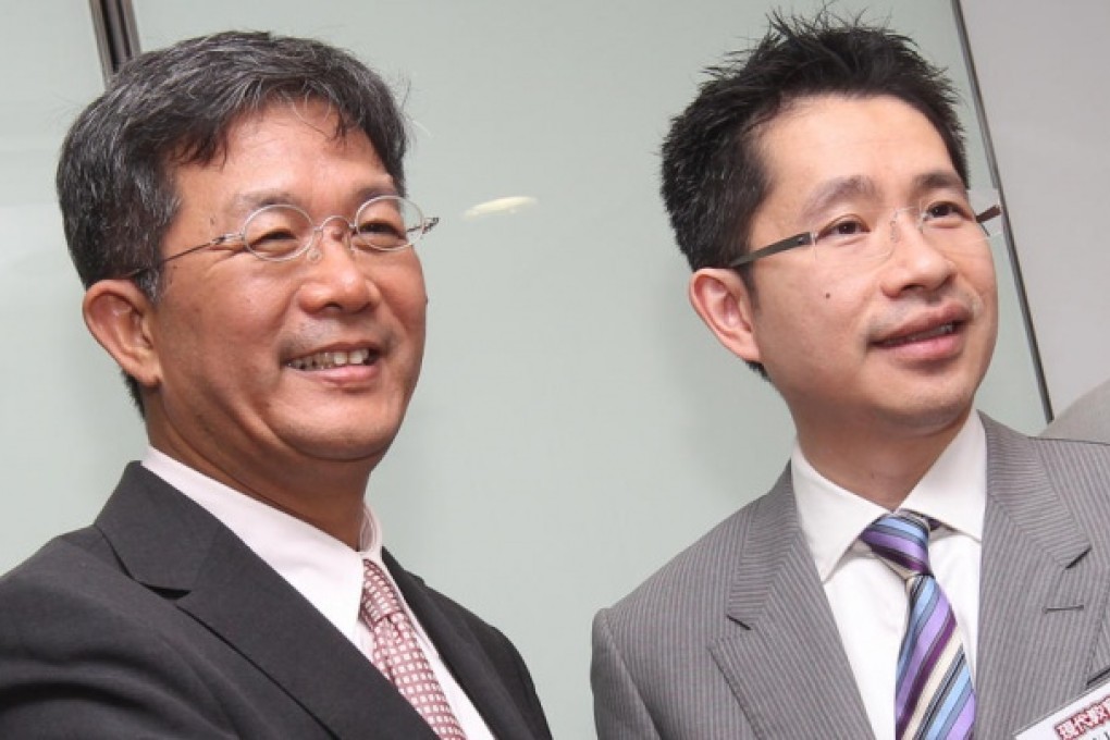 High Luck chief executive Huang Hsu Hung (left), and Ignatious Lee, chief operating officer of Modern Education. Photo: K.Y. Cheng