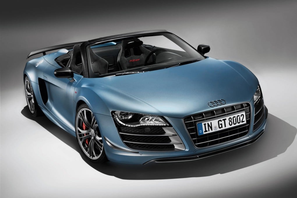 The R8 Spyder is a great looking car, despite or maybe because of its bug-like shape.