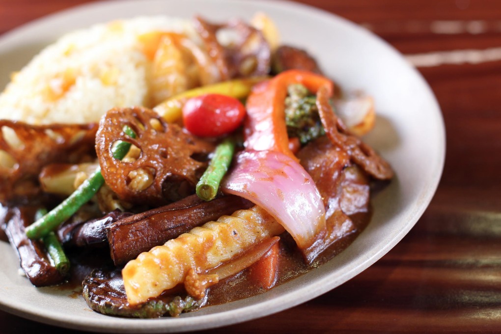 Mixed vegetable curry with mixed rice at Camper's in Quarry Bay. Photo: Nora Tam