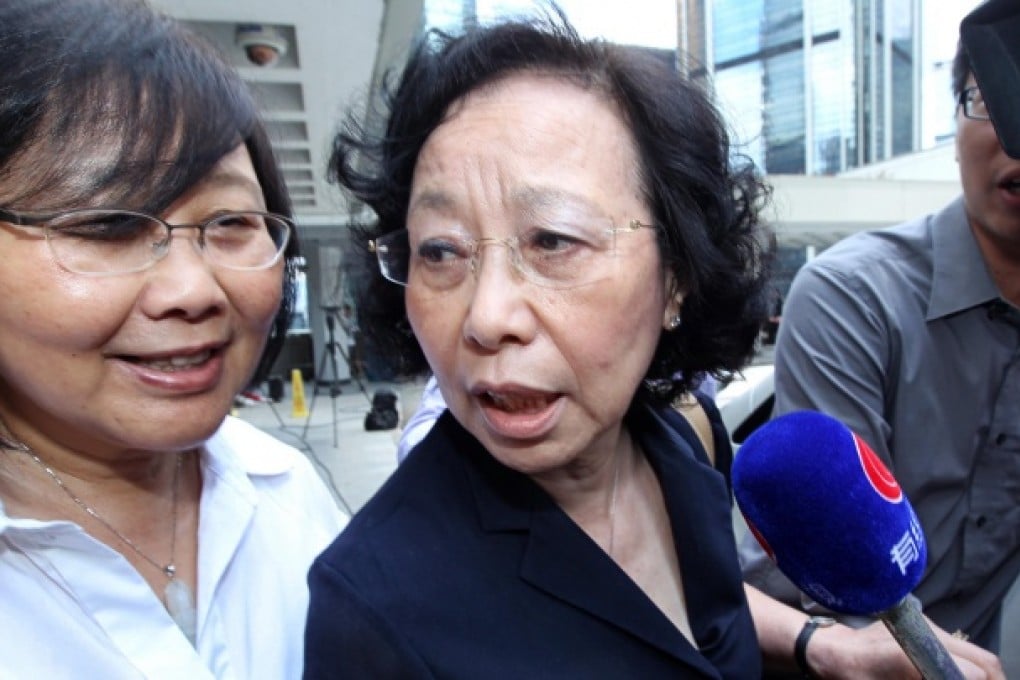 Molly Gong (right) outside court yesterday. She testified that the will was not in the language her sister would have used. Photo: K. Y. Cheng